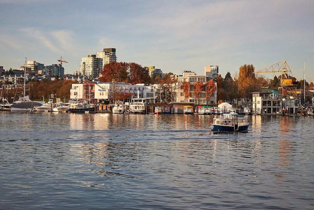 Granville Island Hotel Vancouver Esterno foto